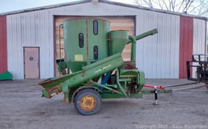 John Deere 400 Image