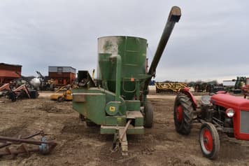Main image John Deere 400