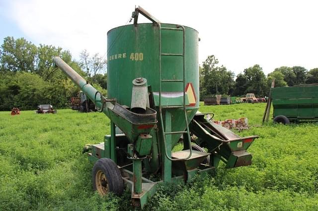 Image of John Deere 400 equipment image 4