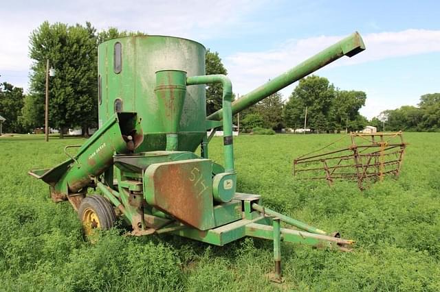 Image of John Deere 400 equipment image 2