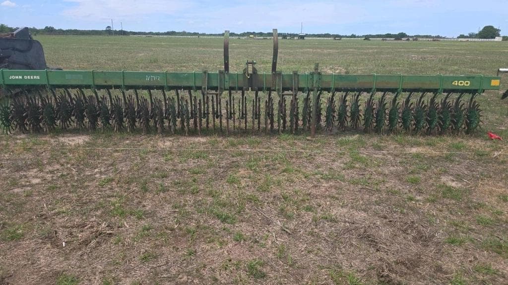 Image of John Deere 400 Primary image