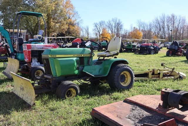 Image of John Deere 400 equipment image 1