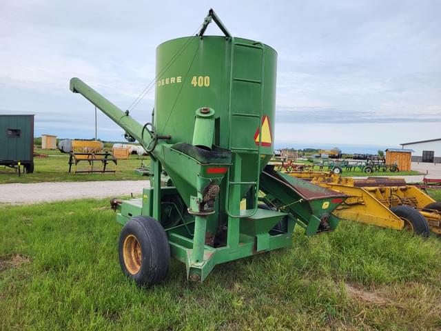 Image of John Deere 400 equipment image 2