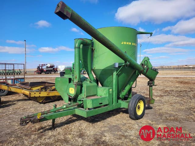 Image of John Deere 400 equipment image 1