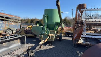 Main image John Deere 400