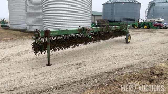 Image of John Deere 400 equipment image 4