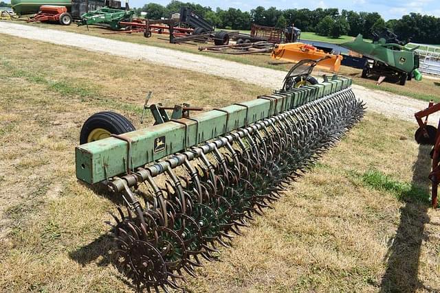 Image of John Deere 400 equipment image 4