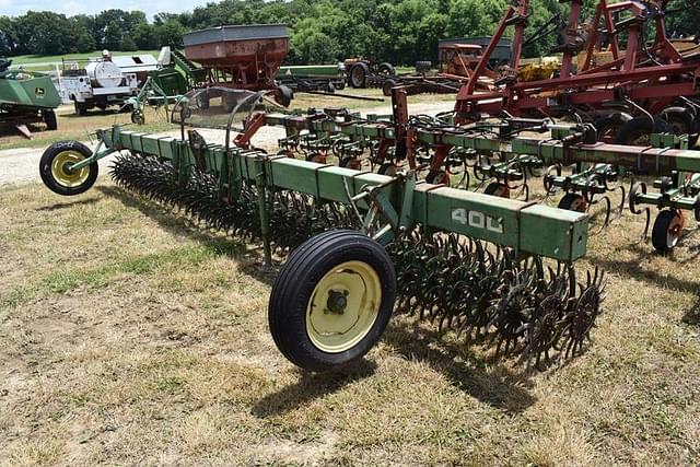Image of John Deere 400 equipment image 3