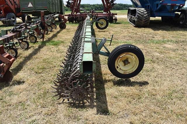 Image of John Deere 400 equipment image 1