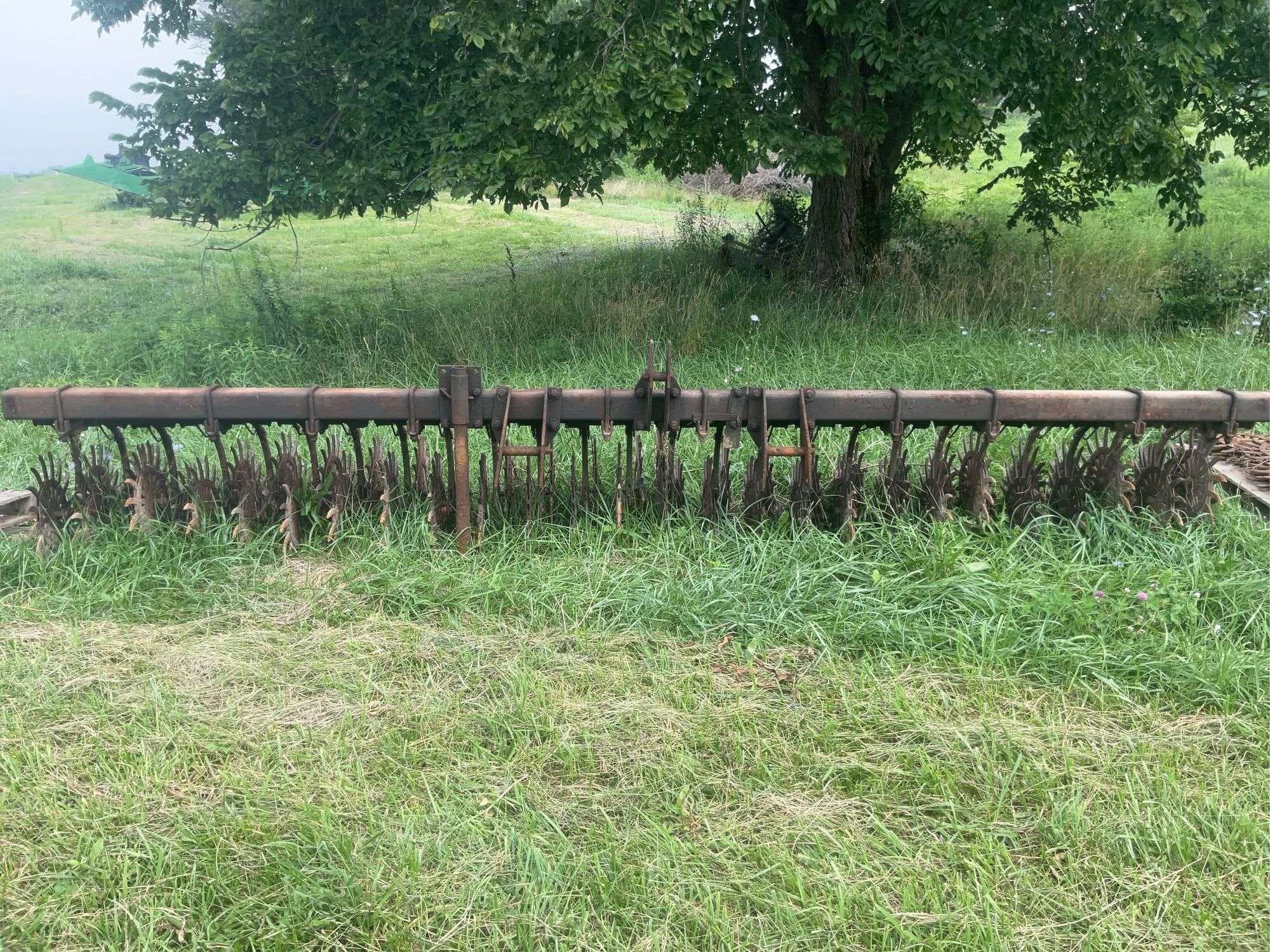 John Deere 400 Equipment Image0