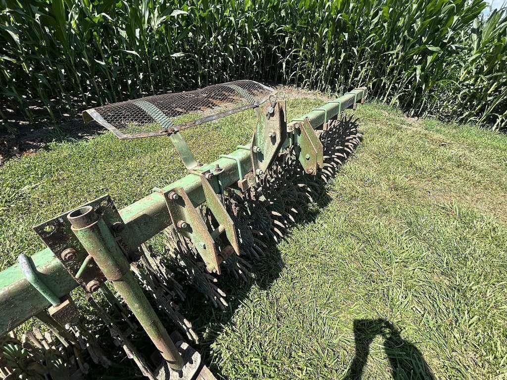 Image of John Deere 400 Image 1