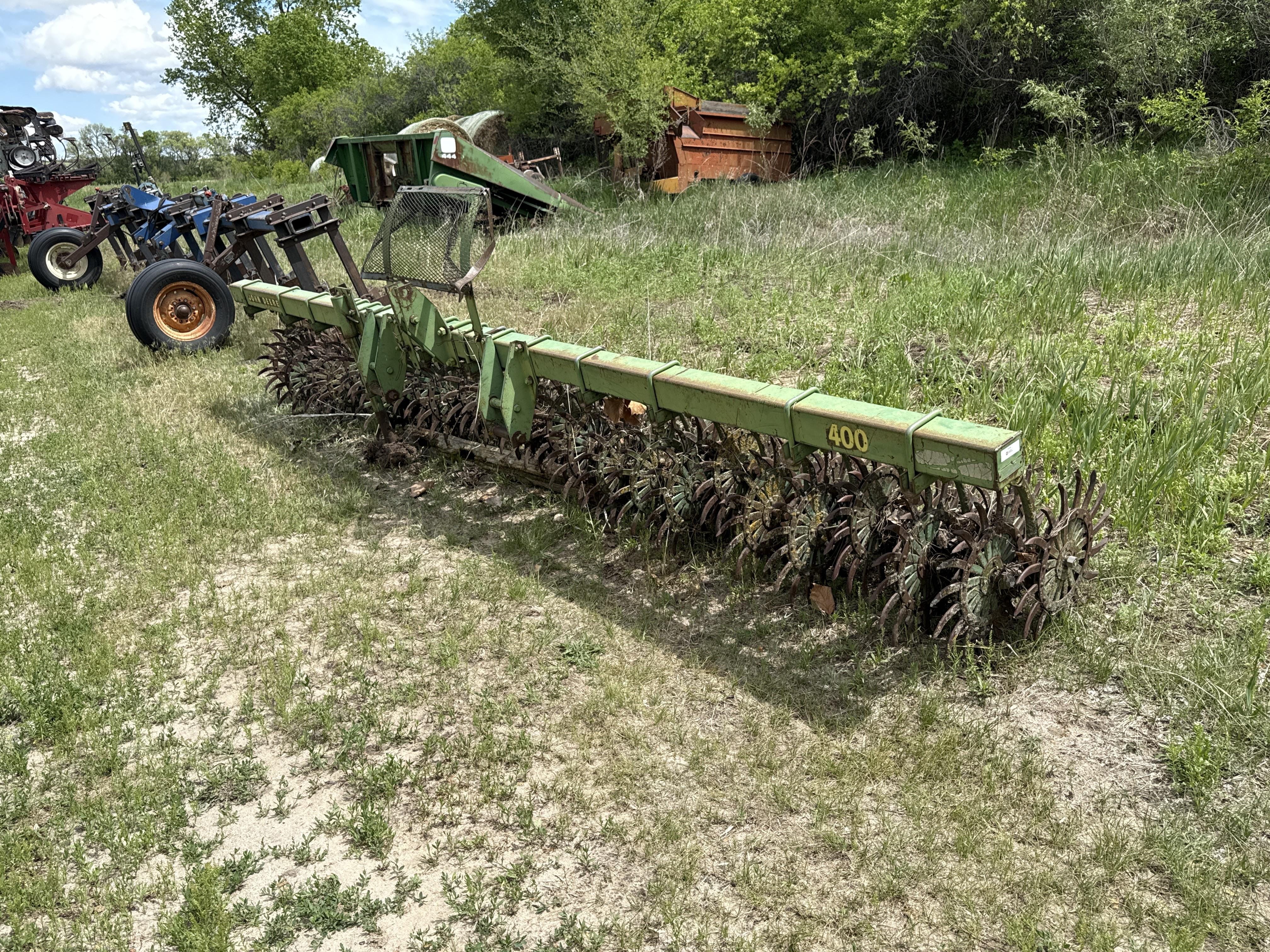 Main image John Deere 400