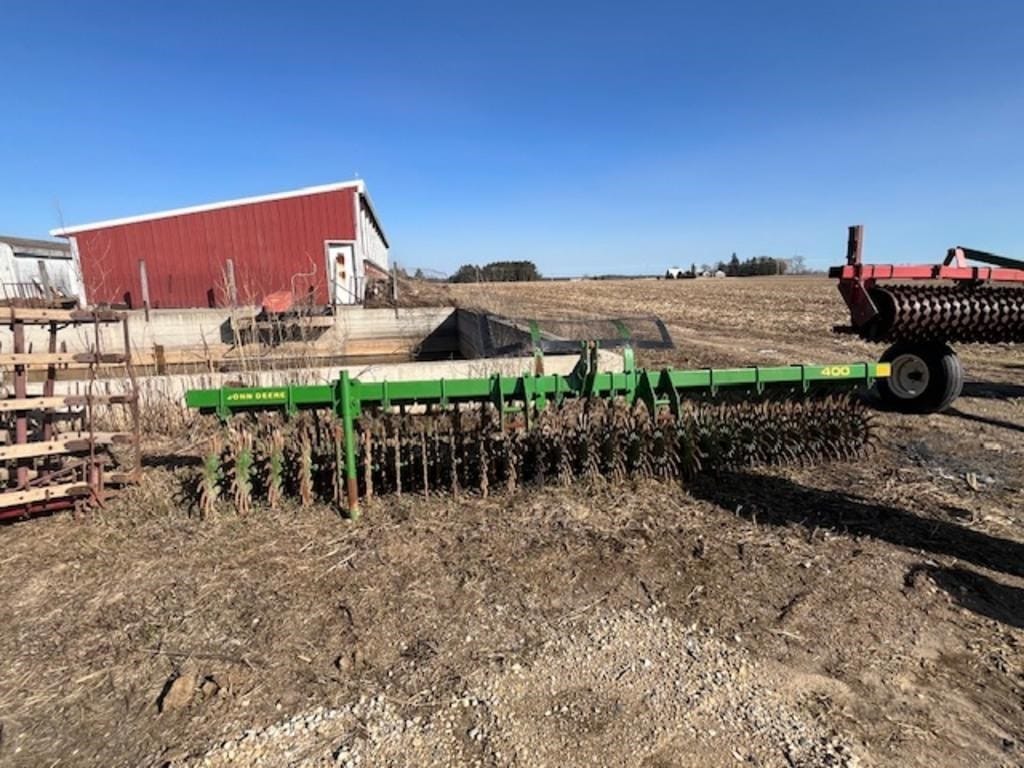 John Deere 400 Equipment Image0
