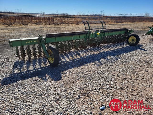 Image of John Deere 400 equipment image 1