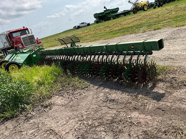 Image of John Deere 400 equipment image 3