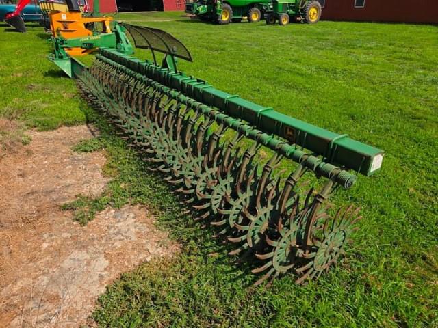 Image of John Deere 400 equipment image 3