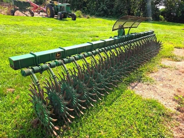 Image of John Deere 400 equipment image 2