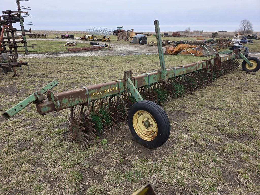 John Deere 400 Equipment Image0
