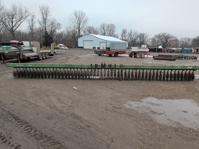 Image of John Deere 400 equipment image 1