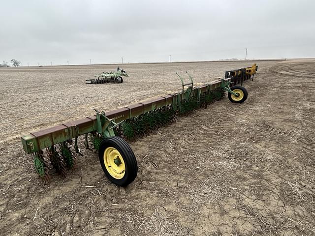 Image of John Deere 400 equipment image 1