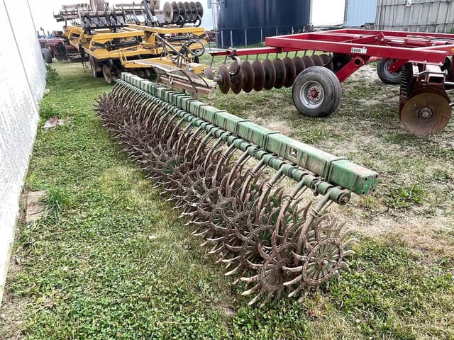 Image of John Deere 400 equipment image 4