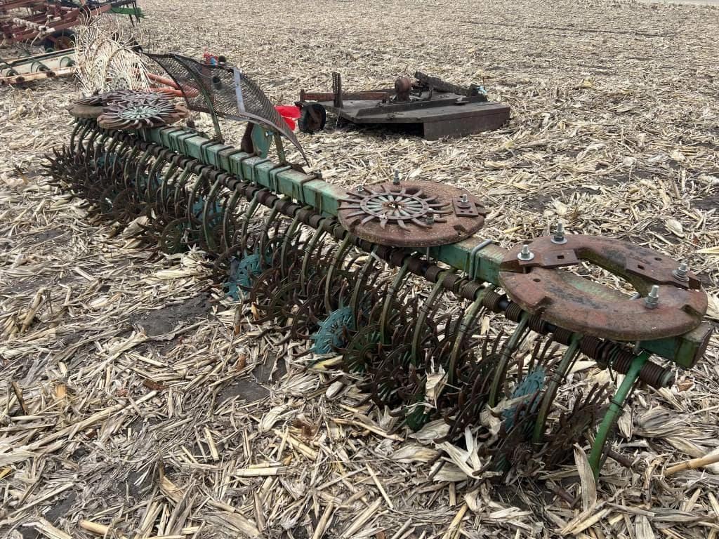 Image of John Deere 400 Image 1