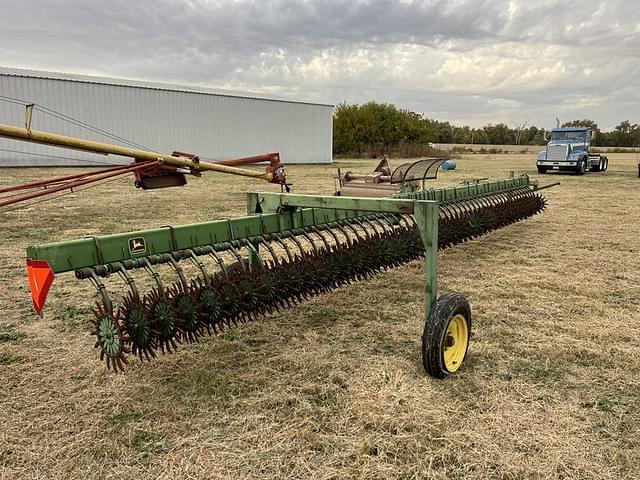 Image of John Deere 400 equipment image 2