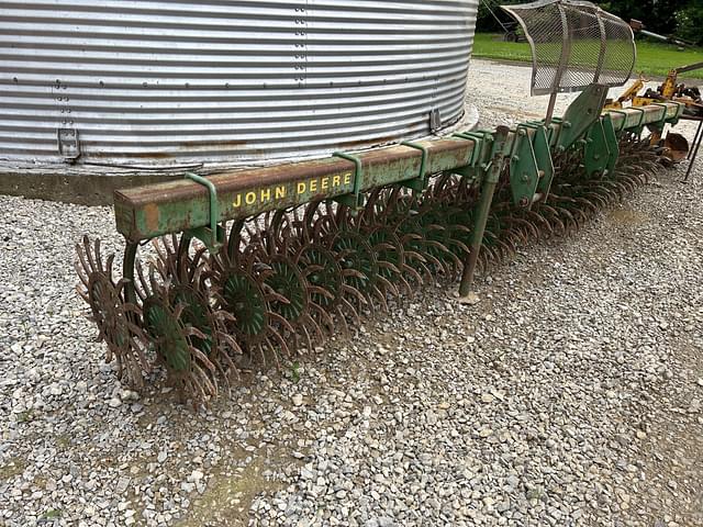Image of John Deere 400 equipment image 4