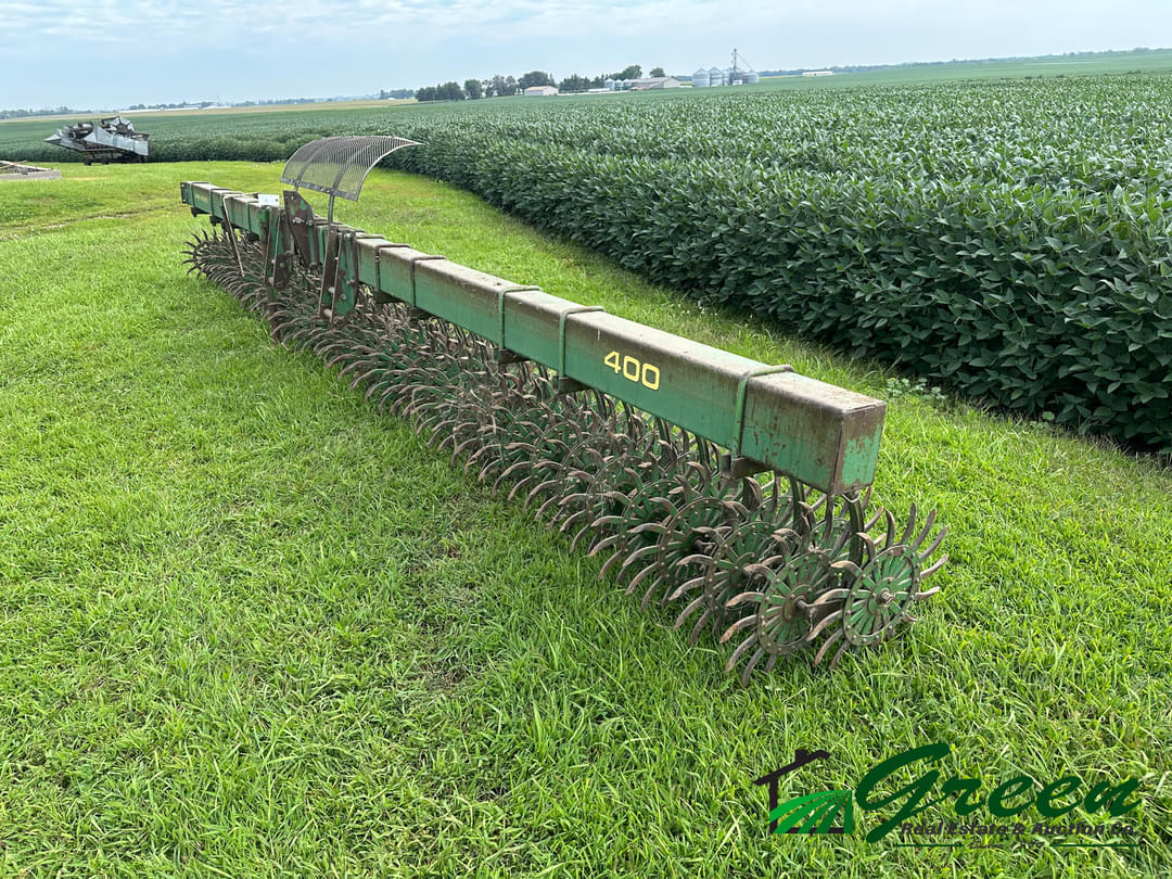 Image of John Deere 400 Image 1
