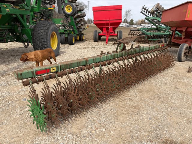 Image of John Deere E0400 equipment image 2