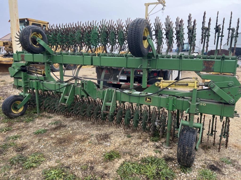 Image of John Deere 400 Image 1