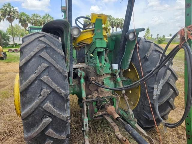 Image of John Deere 4000 equipment image 2