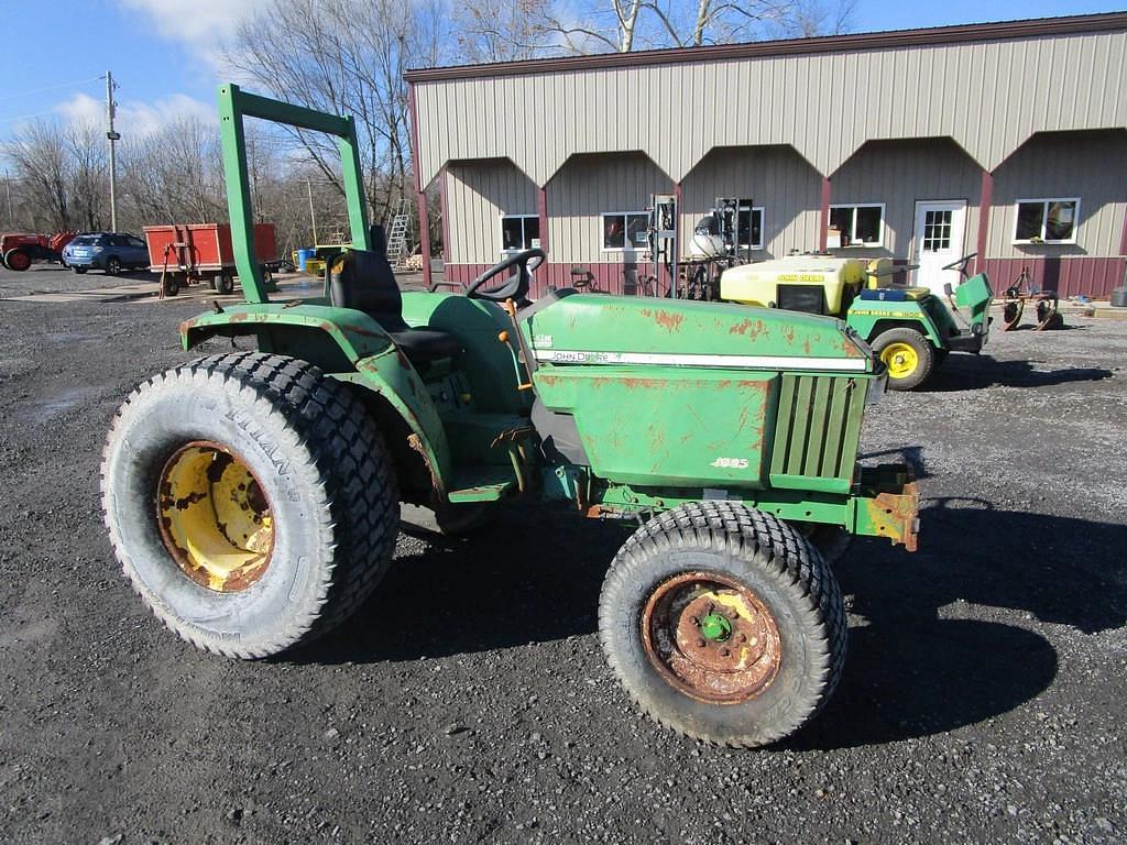 Image of John Deere 4005 Primary image