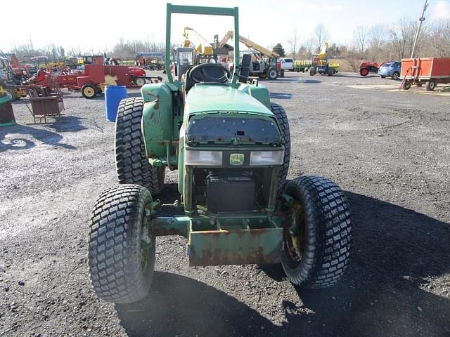 Image of John Deere 4005 equipment image 1