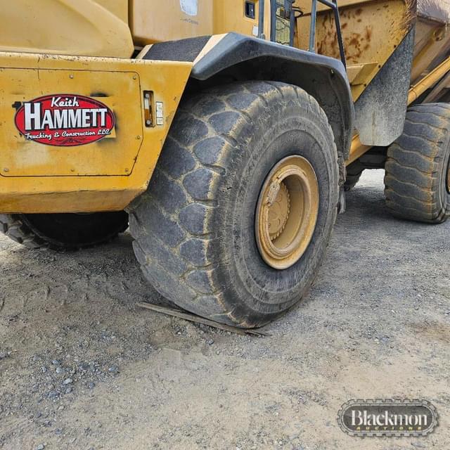 Image of John Deere 400D equipment image 1