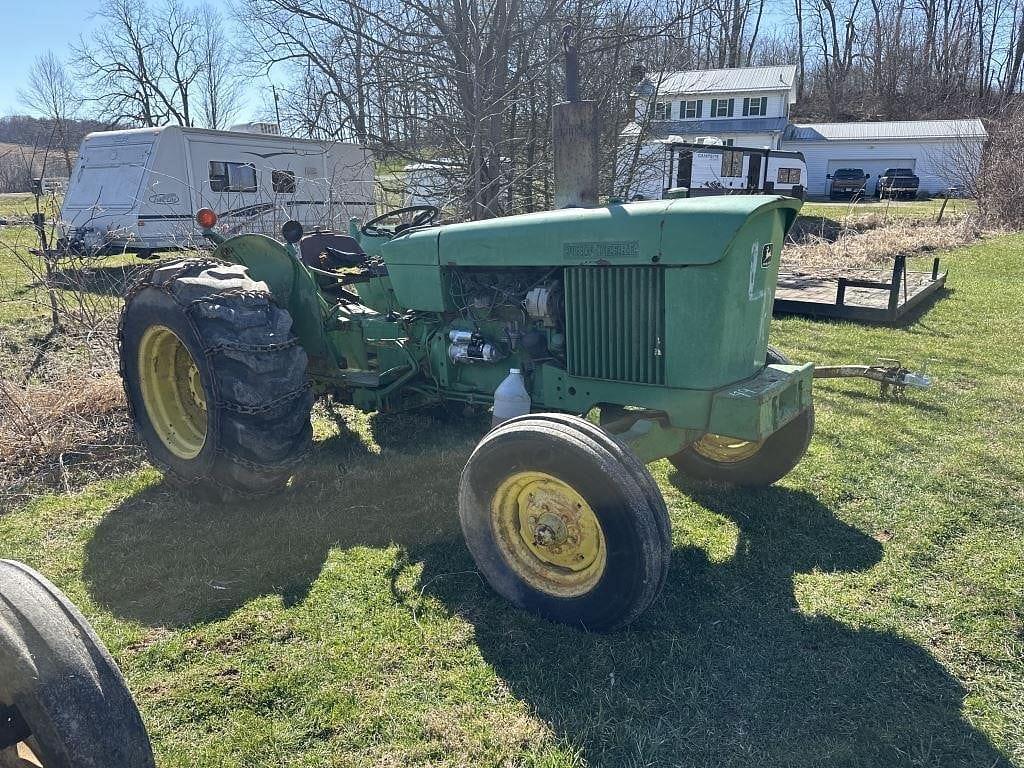 Image of John Deere 401 Primary image