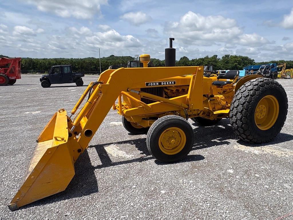 Image of John Deere 401 Primary image