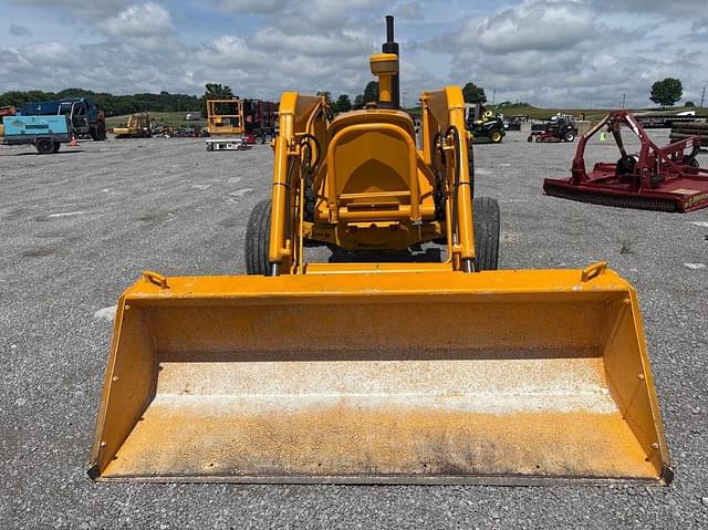 Image of John Deere 401 equipment image 1