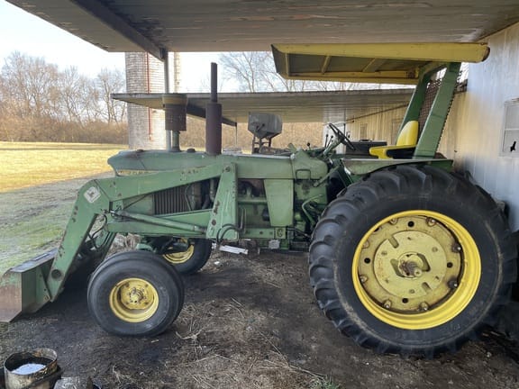 Main image John Deere 4010