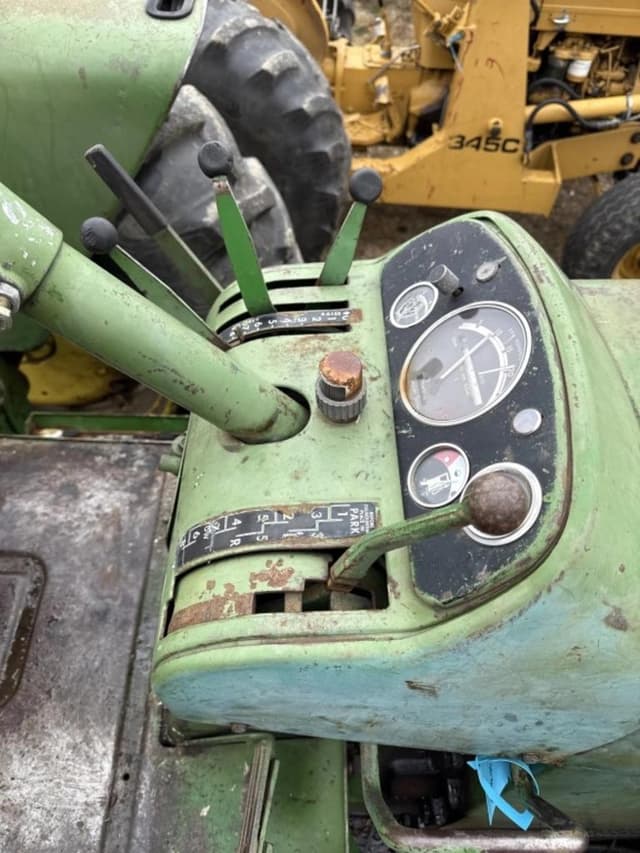 Image of John Deere 4010 equipment image 3