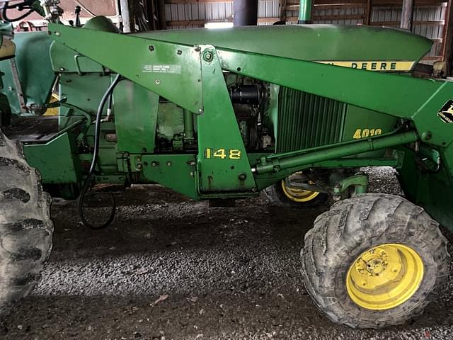 Image of John Deere 4010 equipment image 3