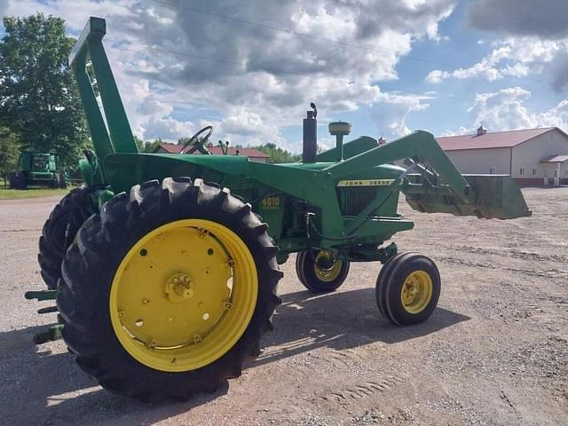 Image of John Deere 4010 equipment image 4