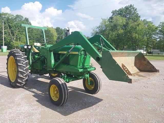 Image of John Deere 4010 equipment image 2