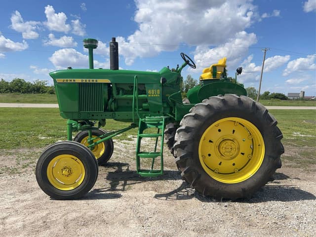 Image of John Deere 4010 equipment image 1