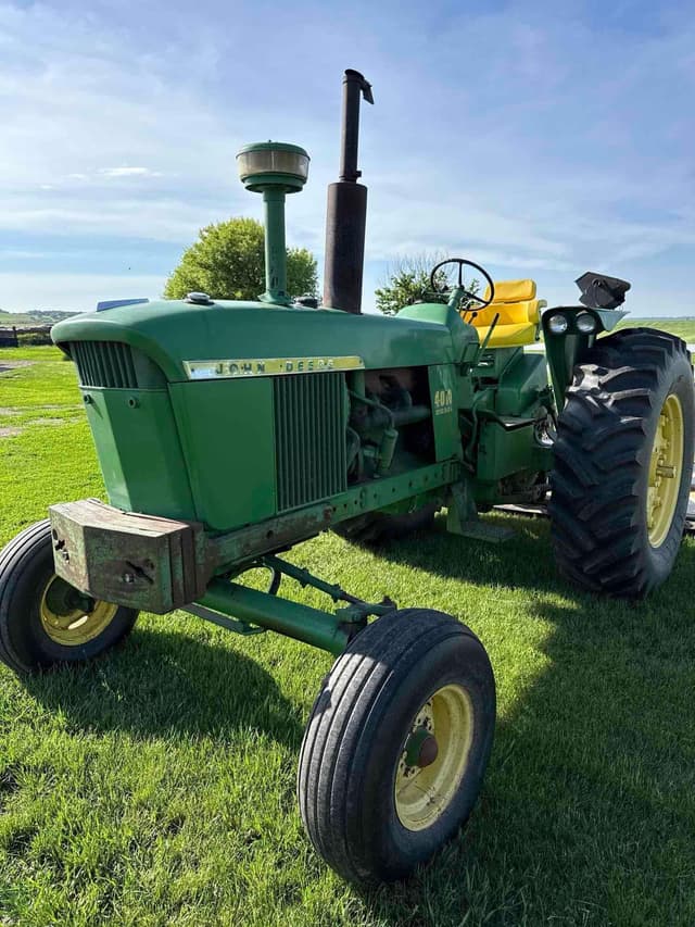 Image of John Deere 4010 equipment image 4