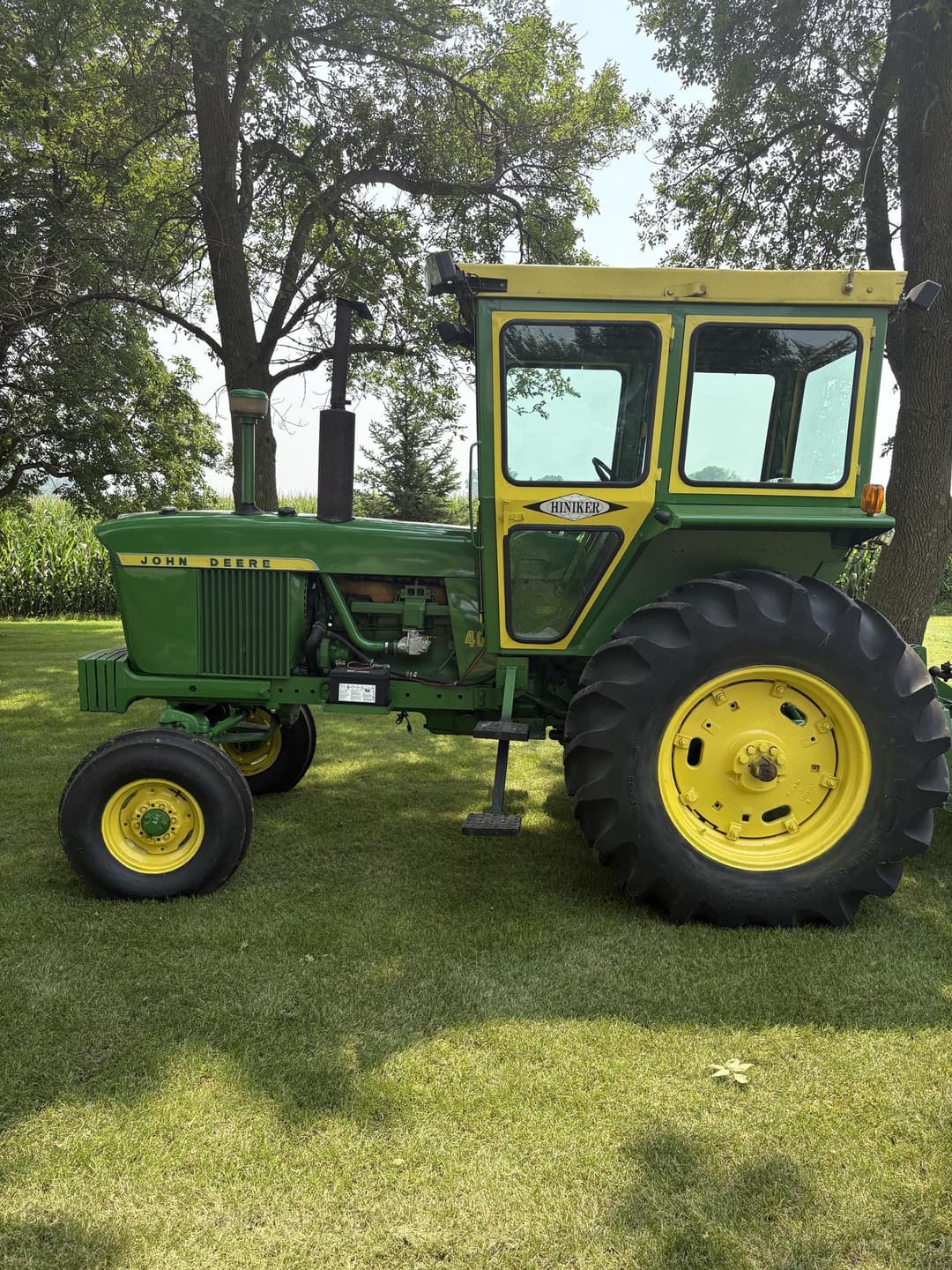 Image of John Deere 4010 Primary image
