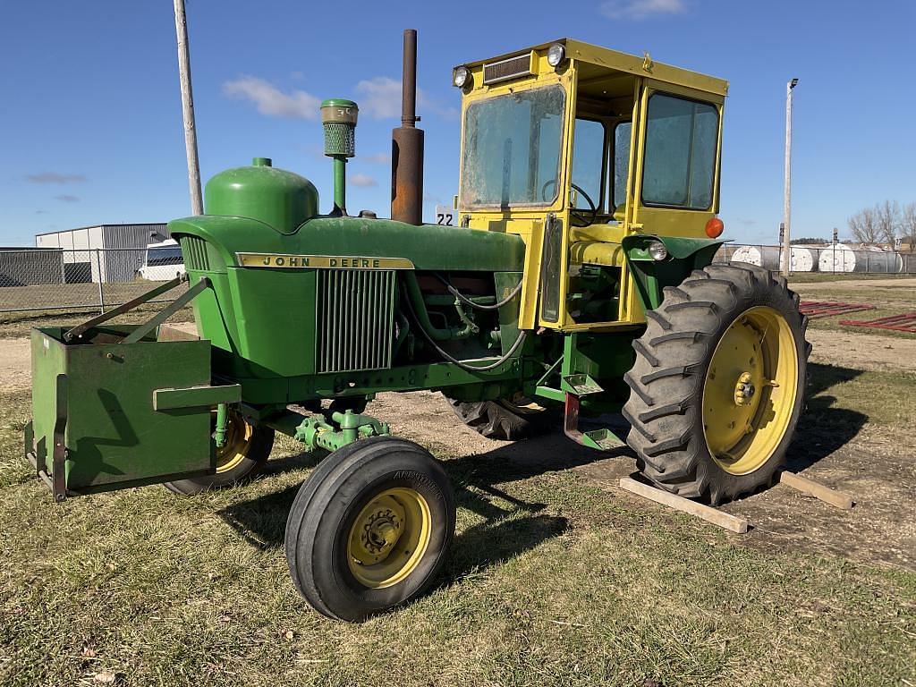 Image of John Deere 4010 Primary image