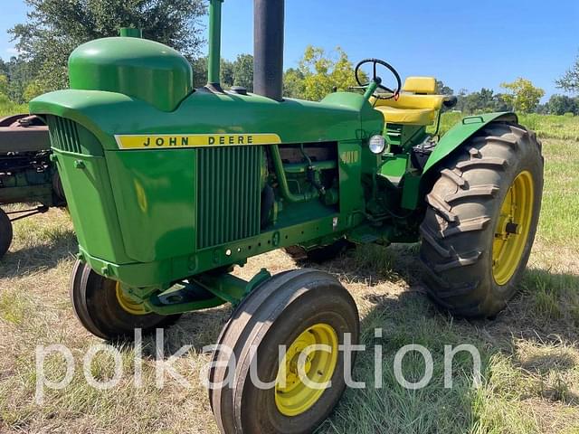 Image of John Deere 4010 equipment image 2