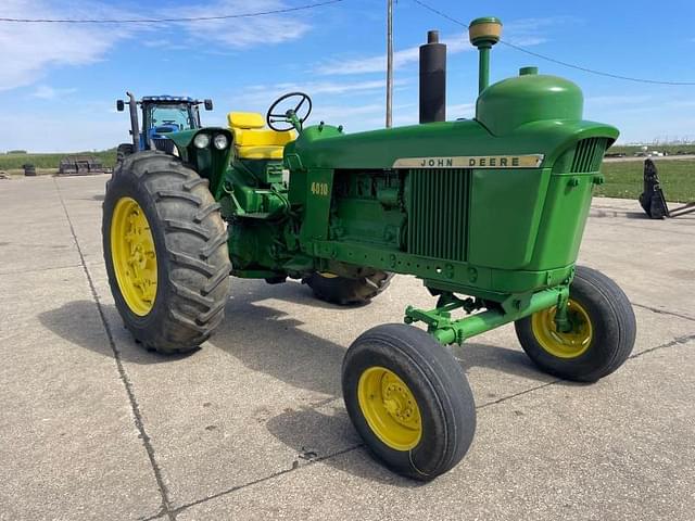 Image of John Deere 4010 equipment image 1