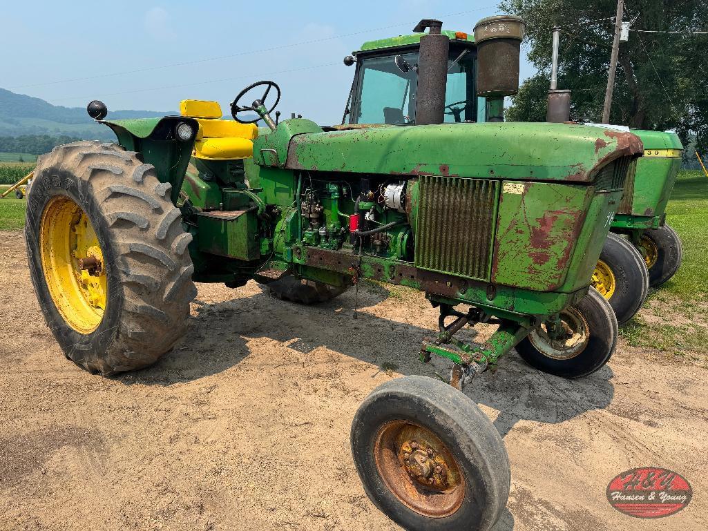Image of John Deere 4010 Primary image